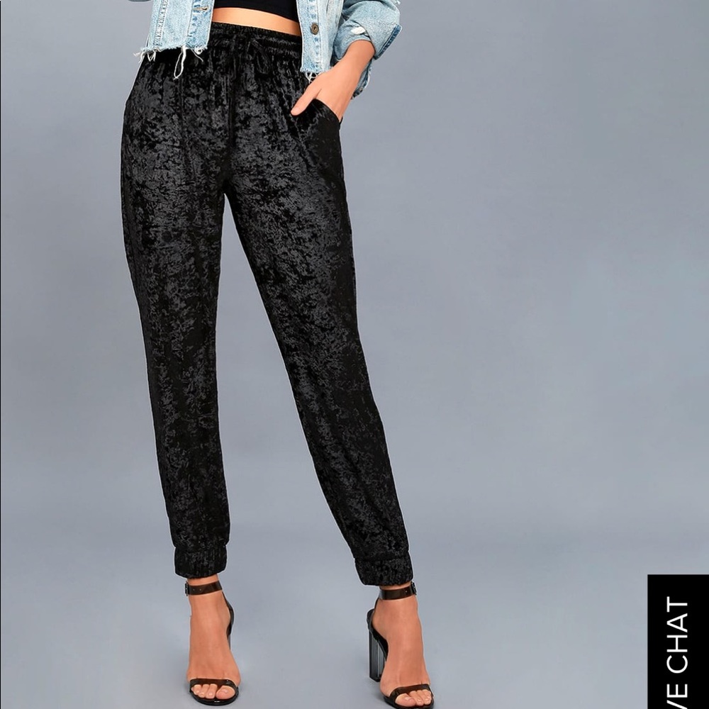Lulus velvet jogger pants